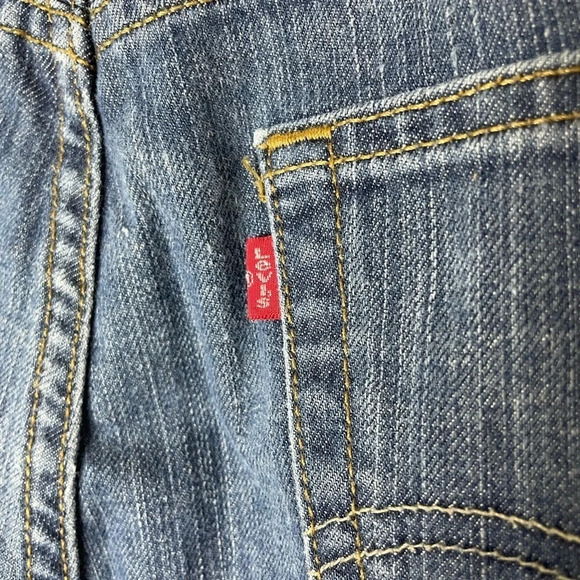 Levi's | Men's Medium Wash Straight Leg Button Fly Jeans 38x32 - Picture 7 of 7